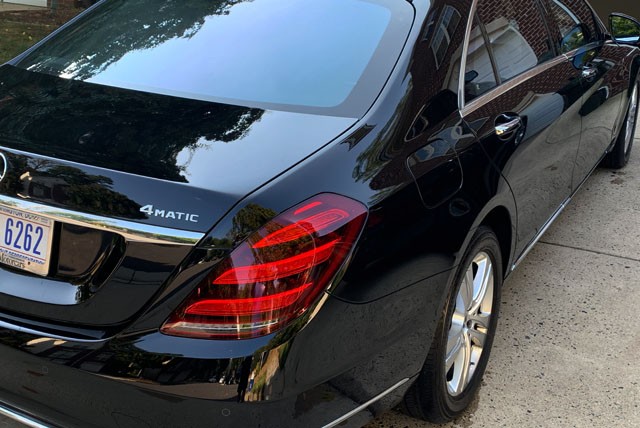 Mercedes Benz Luxury Sedan Black Car Limo Service Exterior Rear Side Image